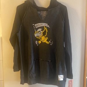 Brand new with tags Retro Brand Iowa Hawkeyes medium sized hoodie